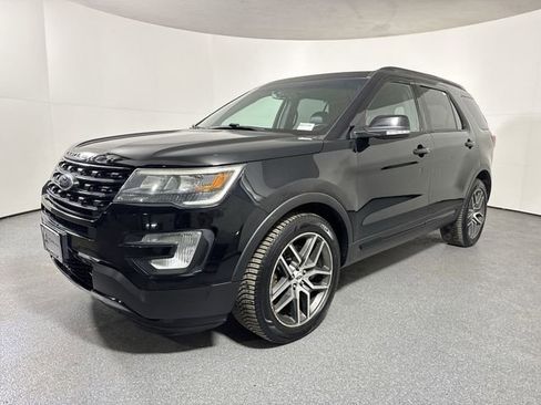 Used 2016 Ford Explorer Sport w/ Equipment Group 401A image 27
