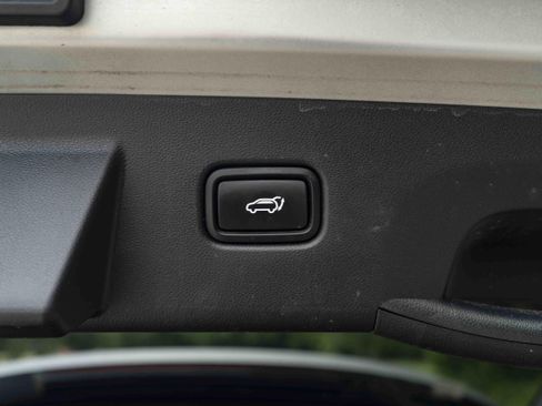 Used 2024 Hyundai Tucson Limited AWD/4WD image 45