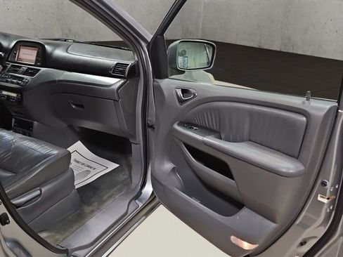Used 2005 Honda Odyssey EX-L image 18