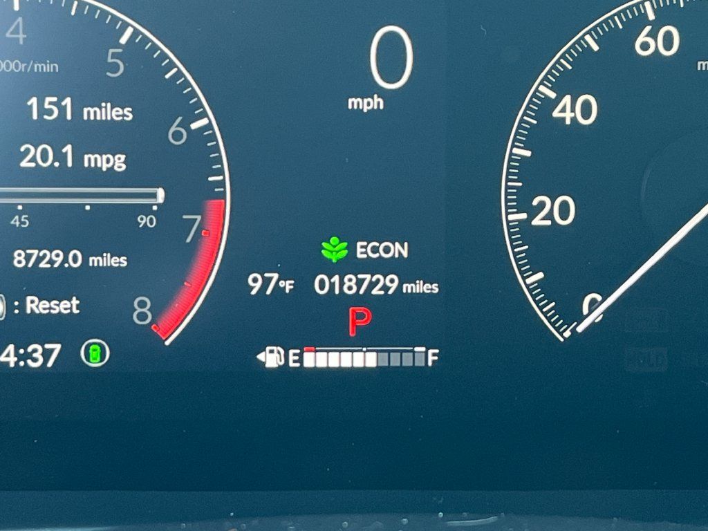 Certified 2024 Honda HR-V LX image 17