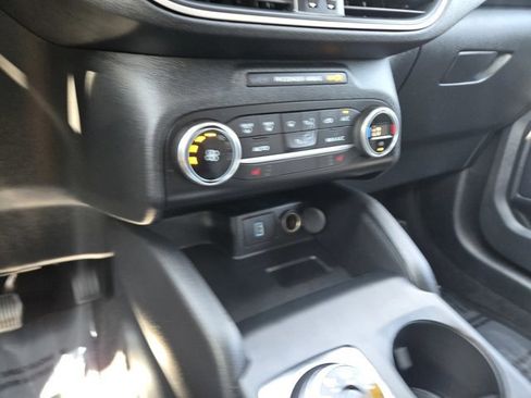 Used 2020 Ford Escape SE Sport image 11