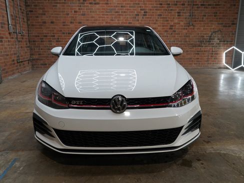 Used 2018 Volkswagen GTI SE w/ SE Leather Package FWD image 5