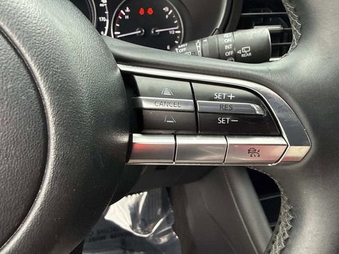 Used 2019 MAZDA MAZDA3 Hatchback FWD image 35