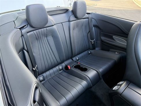 Used 2020 Mercedes-Benz E 450 4MATIC Cabriolet image 31
