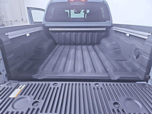 New 2026 Nissan Frontier PRO-4X w/ Pro-4x Convenience Package image 22