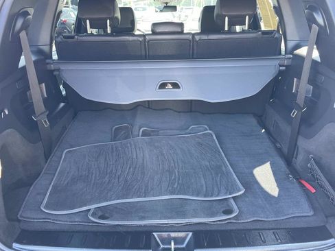 Used 2021 Mercedes-Benz GLB 250 image 10