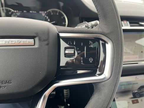 Certified 2023 Land Rover Range Rover Evoque R-Dynamic SE AWD/4WD image 23