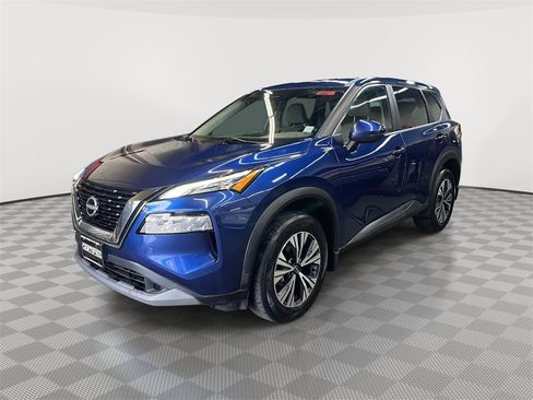 Used 2022 Nissan Rogue SV image 7