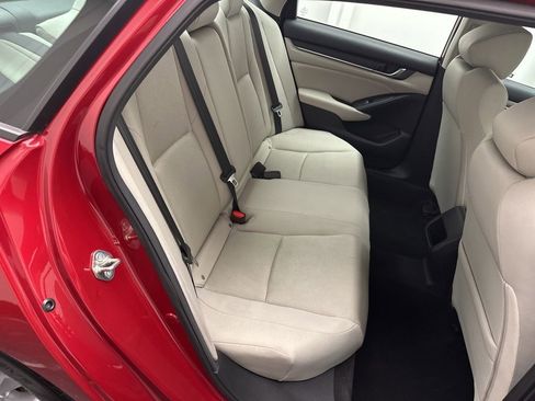 Used 2018 Honda Accord LX image 11