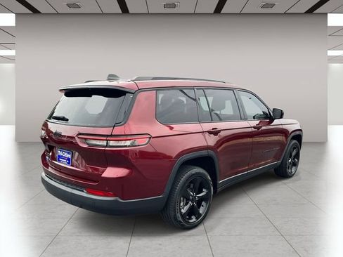 Used 2021 Jeep Grand Cherokee L Laredo AWD/4WD image 3