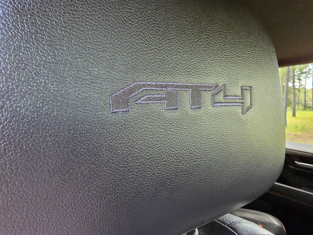 Used 2022 GMC Sierra 1500 AT4 w/ AT4 Premium Package AWD/4WD image 25