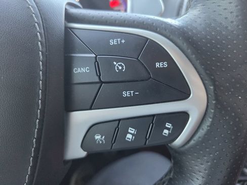 Used 2018 Jeep Grand Cherokee Trackhawk AWD/4WD image 29