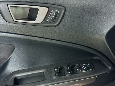 Used 2020 Ford EcoSport SE w/ SE Convenience Package FWD image 20