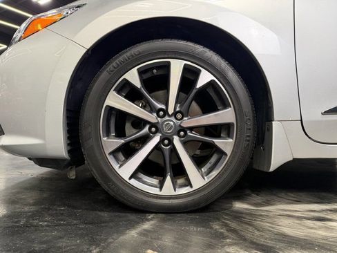 Used 2016 Nissan Altima 2.5 SR FWD image 21