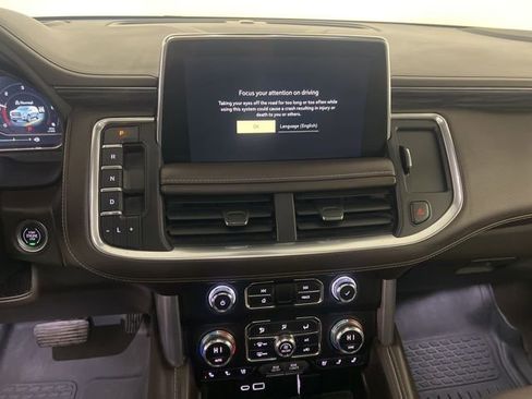 Used 2022 GMC Yukon SLT w/ SLT Premium Package image 21