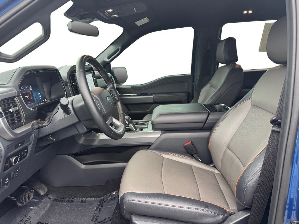 Used 2025 Ford F150 Lariat w/ Equipment Group 501A Mid AWD/4WD image 9