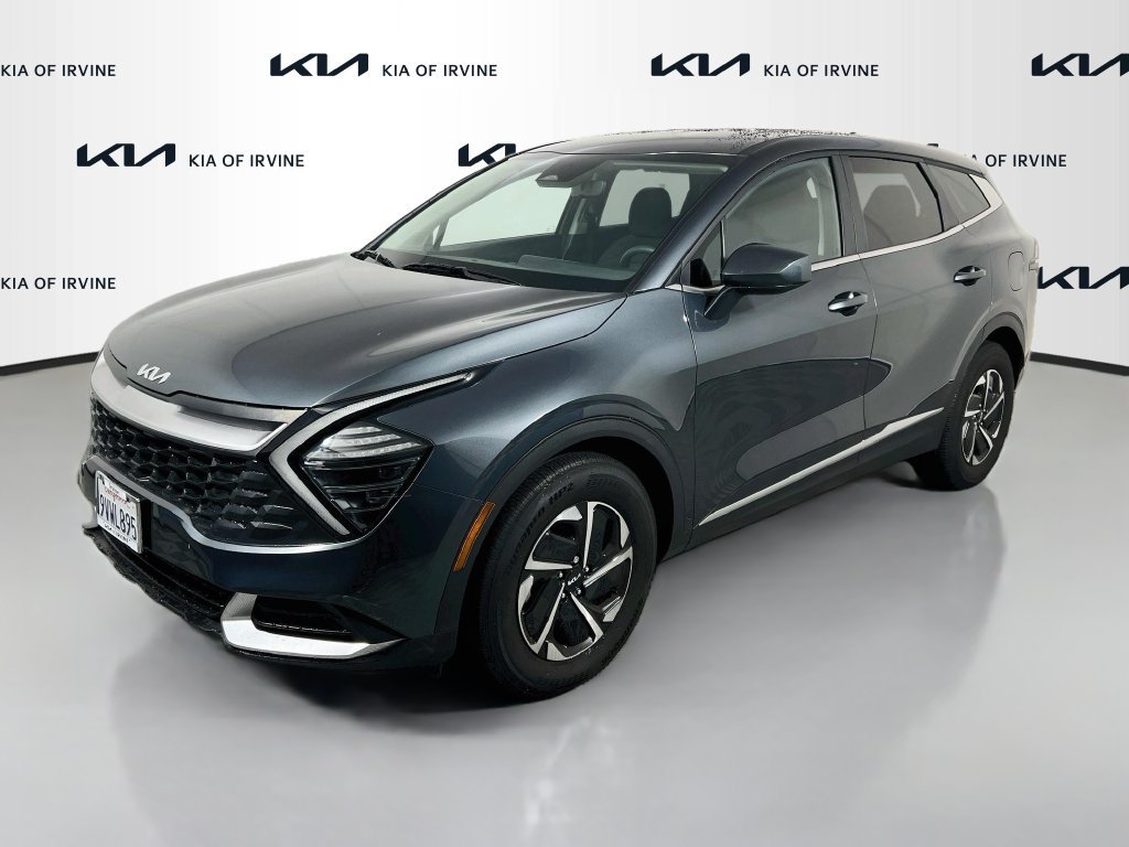 Used 2025 Kia Sportage LX FWD image 4