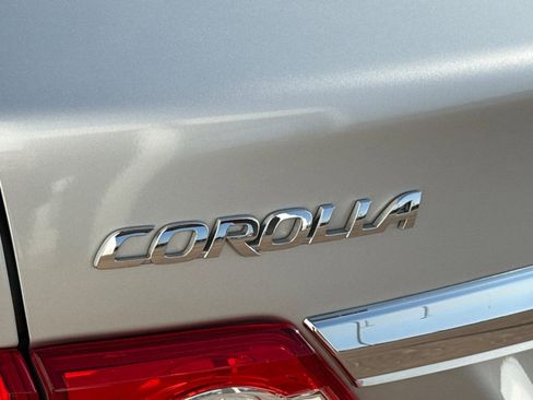 Used 2012 Toyota Corolla image 30