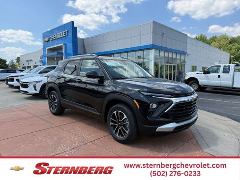 New 2026 Chevrolet TrailBlazer LT FWD image 1