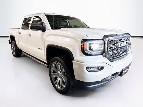 Used 2017 GMC Sierra 1500 Denali w/ Denali Ultimate Package image 3