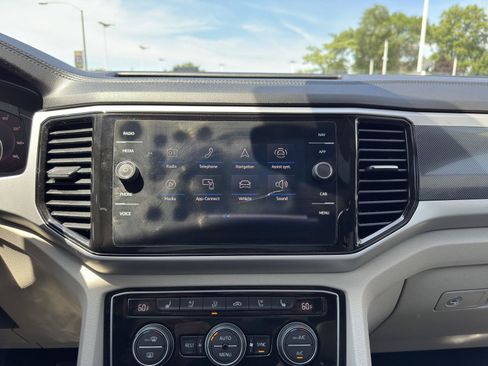 Used 2022 Volkswagen Atlas SEL Premium AWD/4WD image 22