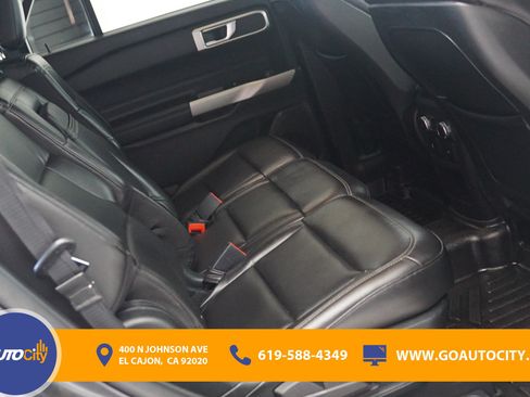 Used 2020 Ford Explorer XLT w/ Equipment Group 202A RWD image 13