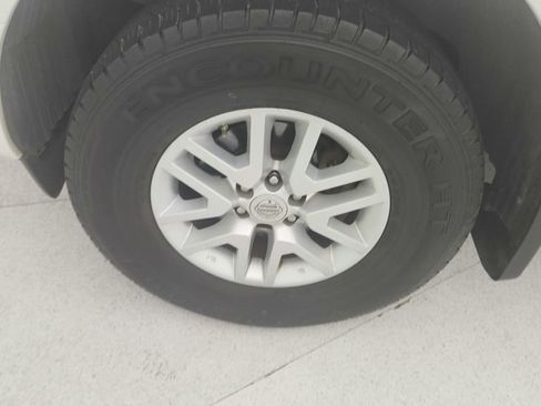 Used 2017 Nissan Frontier SV w/ SV Value Truck Package RWD image 27