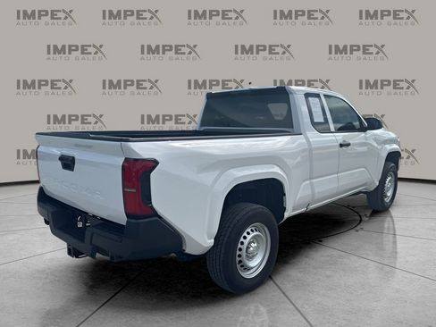 Used 2025 Toyota Tacoma SR w/ Towing Package image 5