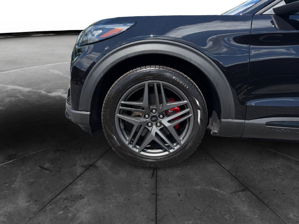 Used 2026 Ford Explorer ST AWD/4WD image 14