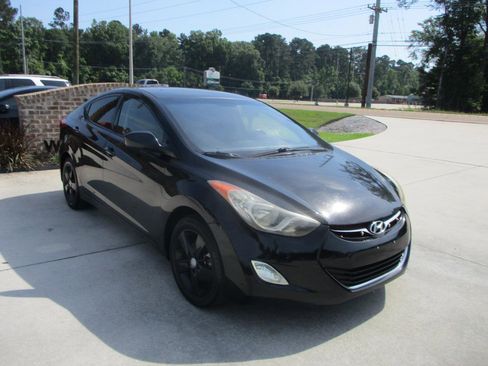 Used 2013 Hyundai Elantra GLS FWD image 22