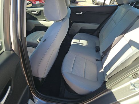 Used 2022 Kia Rio S image 18