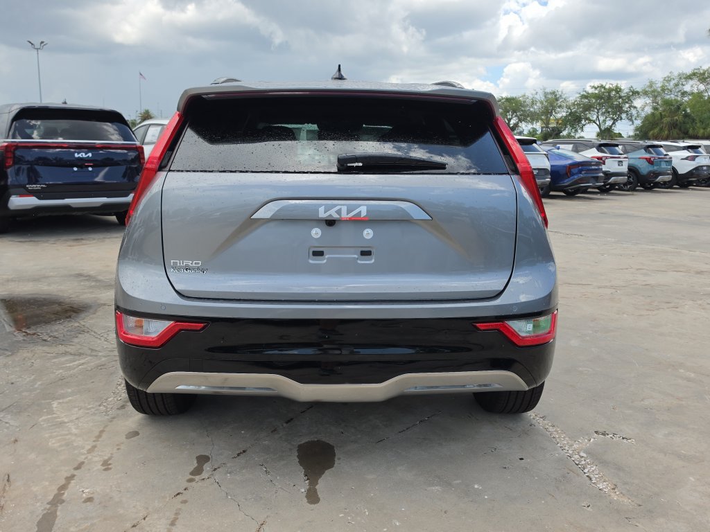 New 2026 Kia Niro Wind FWD image 7