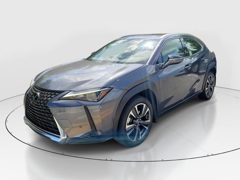 Certified 2024 Lexus UX 250h FWD image 3