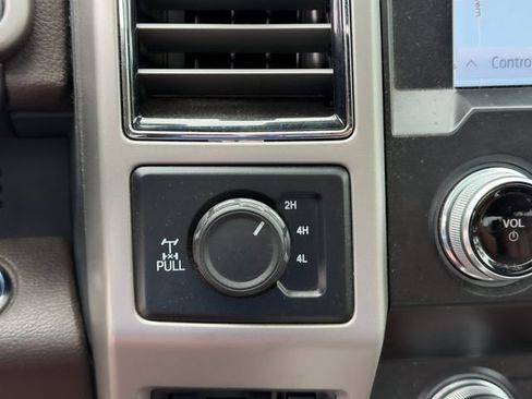 Used 2021 Ford F250 King Ranch w/ King Ranch Ultimate Package AWD/4WD image 10