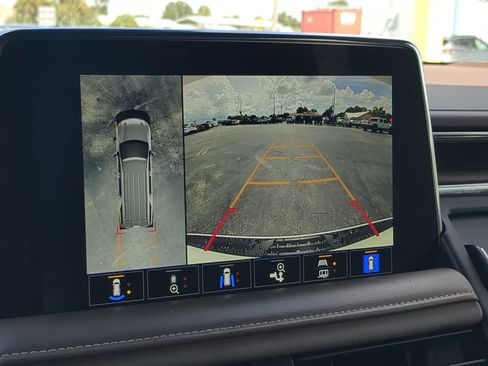 Certified 2024 Chevrolet Suburban High Country image 21