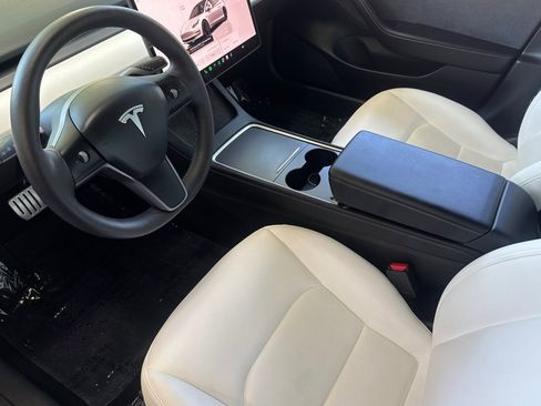 Used 2023 Tesla Model 3 Performance AWD/4WD image 4