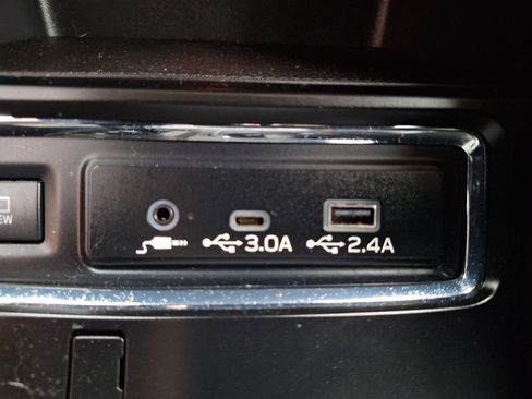 Certified 2025 Subaru Ascent Bronze Edition w/ Popular Package #2 image 27