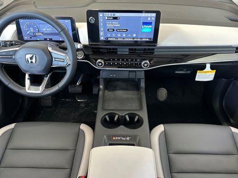 New 2026 Honda Prologue Touring image 15