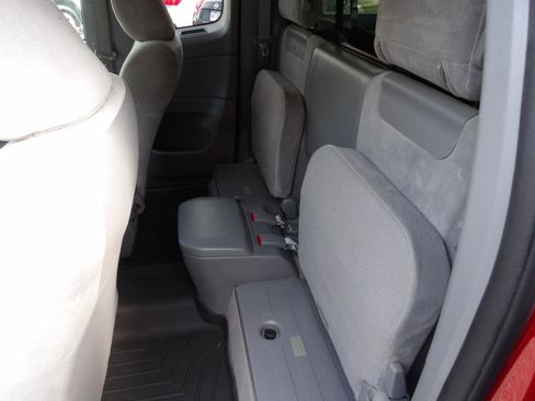 Used 2010 Toyota Tacoma 4x4 Access Cab V6 image 19
