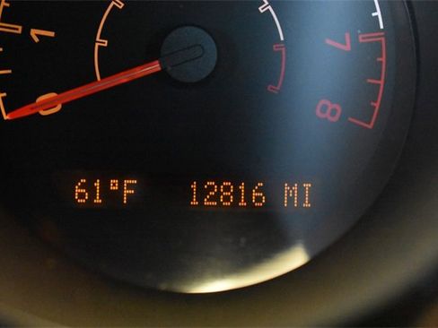 Used 2008 Saturn Sky Carbon Flash image 22