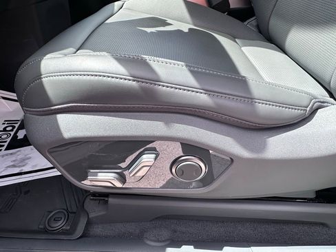 New 2026 Kia EV9 Light image 10