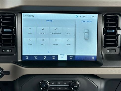 Used 2022 Ford Bronco Wildtrak image 24