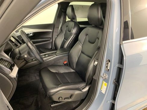 Used 2022 Volvo XC90 T5 Momentum w/ Advanced Package image 30
