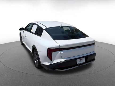 Used 2025 Kia K4 FWD image 4