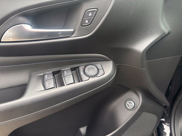 New 2026 Buick Envista Sport Touring w/ Convenience I Package FWD image 10