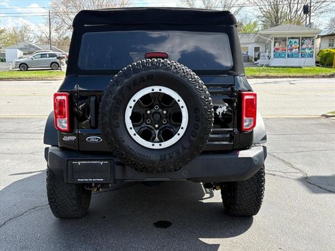 Used 2023 Ford Bronco Big Bend w/ Sasquatch Package image 4