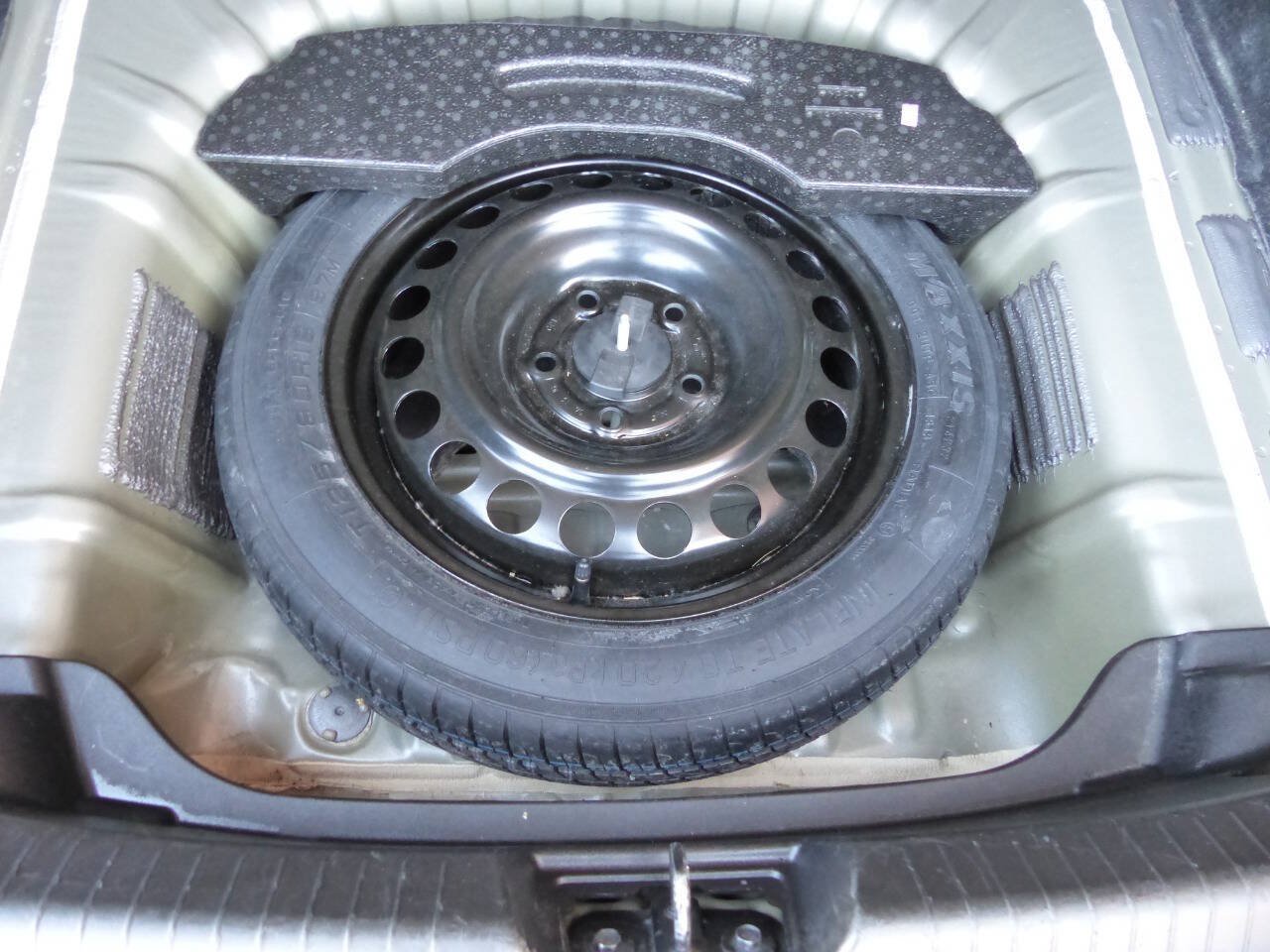 Used 2022 Chevrolet Malibu LS FWD image 24