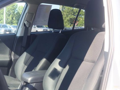 Used 2017 Toyota RAV4 LE w/ All Weather Liner Package AWD/4WD image 24