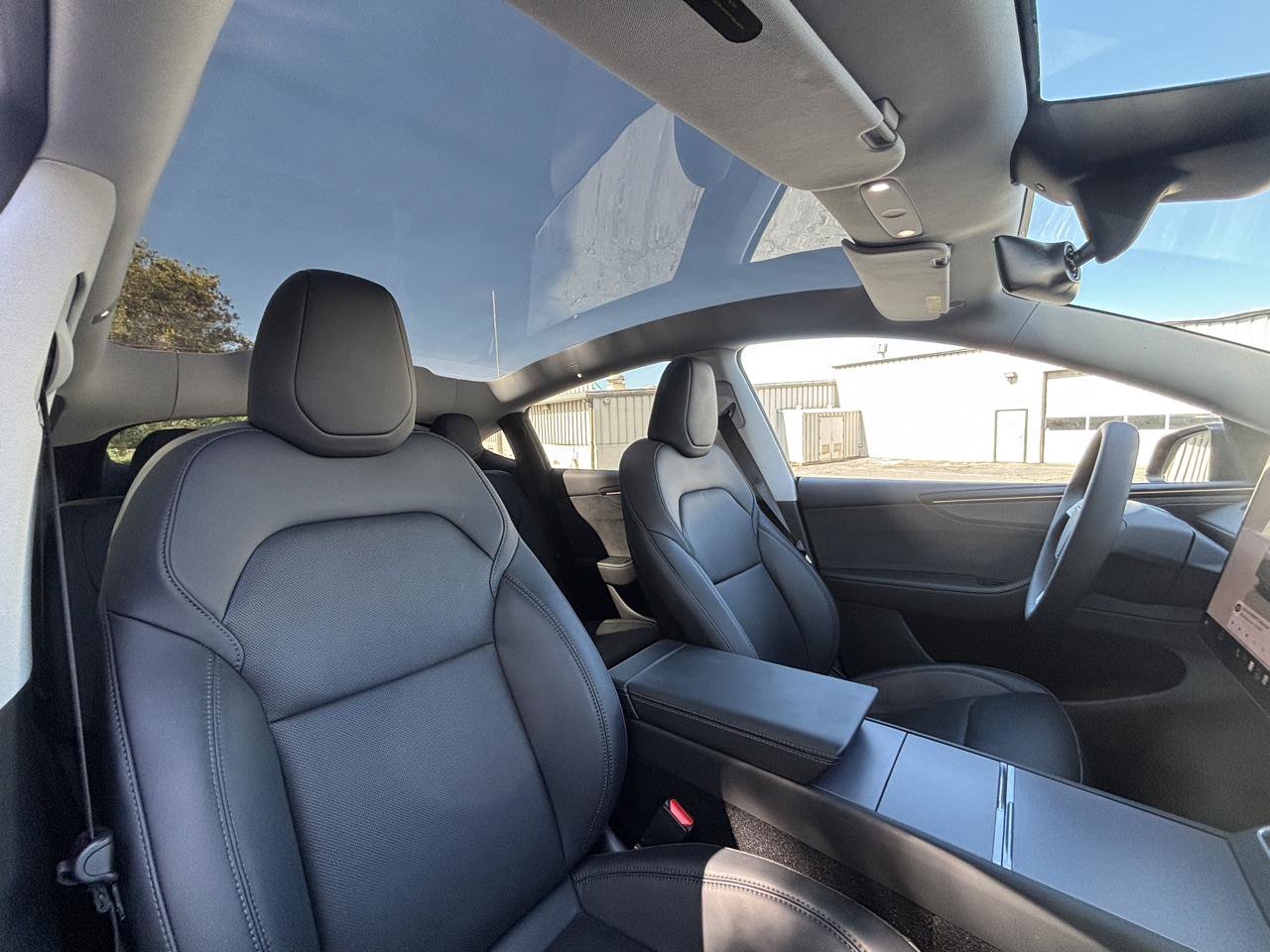 Used 2026 Tesla Model Y Long Range AWD/4WD image 21
