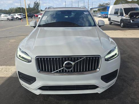 Used 2022 Volvo XC90 T5 Momentum w/ Protection Package Premier image 6